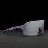 EDDY Purple – side view of the sports sunglasses with purple frame and silver lens.
